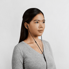 Load image into Gallery viewer, ME05 Earphones for 0.95
